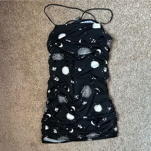 Forever 21 Women’s Black Zodiac Astrology Cinched Side Midi Dress Size L |E45